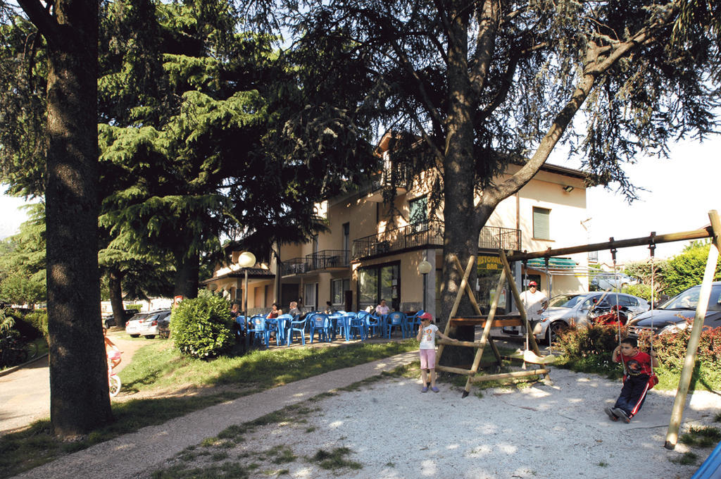 Green Village Accommodations 콜리코 외부 사진